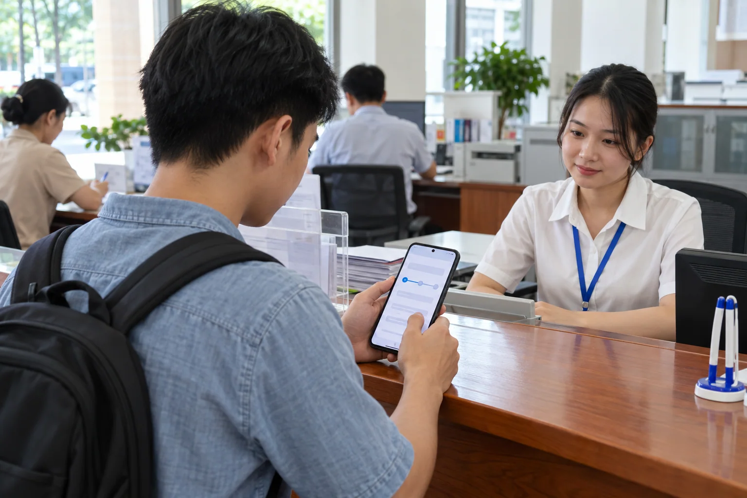 Ảnh minh họa: Đăng ký tạm trú cho người thuê trọ trên VNeID
